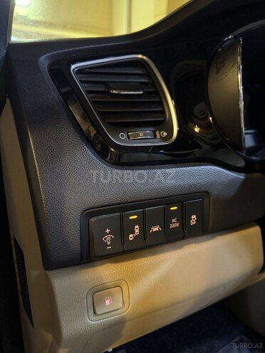 Kia Carnival 2015, 182,000 km - 2.2 l - Bakı