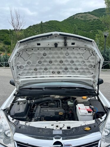 Opel Astra 2009, 312,000 km - 1.4 l - Sumqayıt