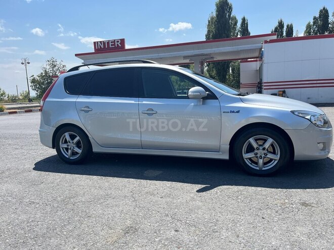 Hyundai i30 2011, 392,000 km - 1.6 l - Qəbələ