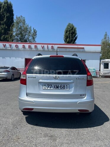 Hyundai i30 2011, 392,000 km - 1.6 l - Qəbələ