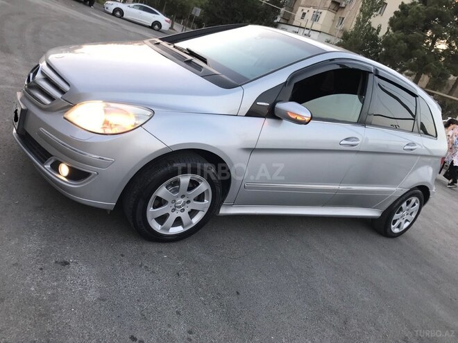 Mercedes B 170 2008, 137,000 km - 1.7 л - Sumqayıt
