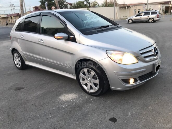 Mercedes B 170 2008, 137,000 km - 1.7 л - Sumqayıt