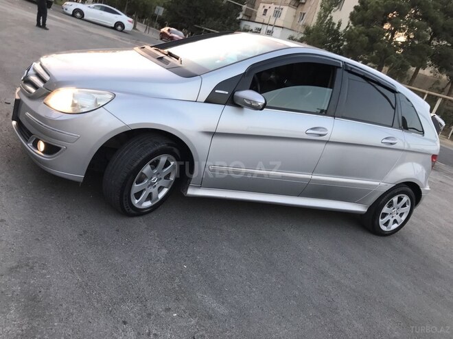 Mercedes B 170 2008, 137,000 km - 1.7 л - Sumqayıt