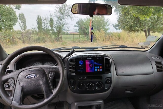 Ford Escape 2001, 208,000 km - 3.0 l - Oğuz