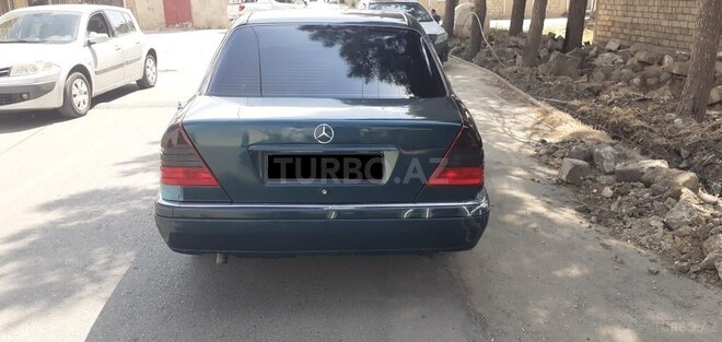Mercedes C 220 1995, 568,000 km - 2.2 l - Bakı