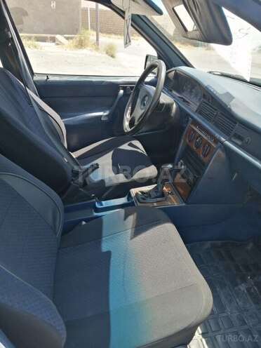 Mercedes 190 1992, 239,100 km - 2.0 л - Bakı