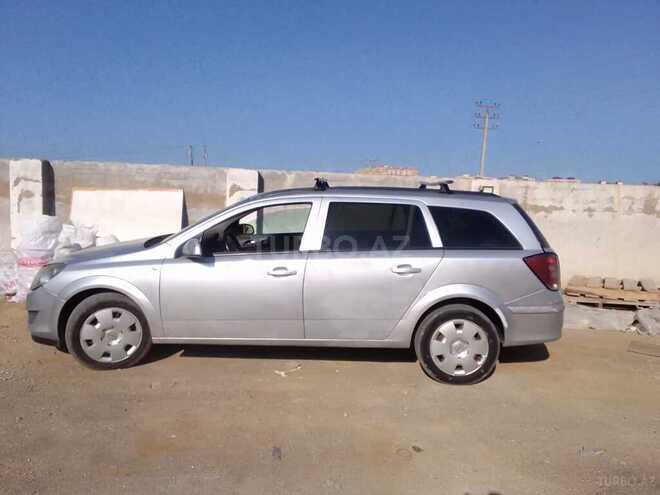 Opel Astra 2009, 320,000 km - 1.3 l - Bakı