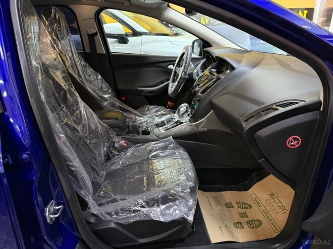 Ford Focus 2014, 195,000 km - 1.6 л - Bakı