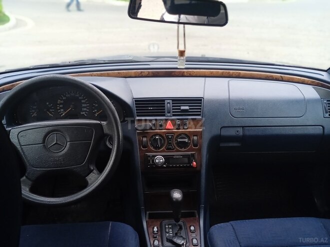 Mercedes C 200 1997, 297,800 km - 2.0 l - Masallı