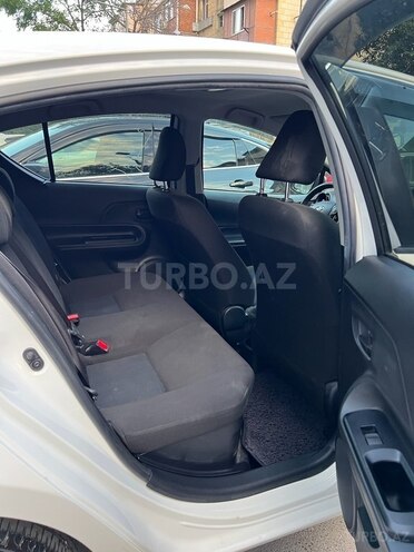 Toyota Aqua 2019, 72,000 km - 1.5 l - Bakı