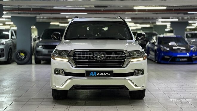 Toyota Land Cruiser 2018, 81,000 km - 4.6 l - Bakı