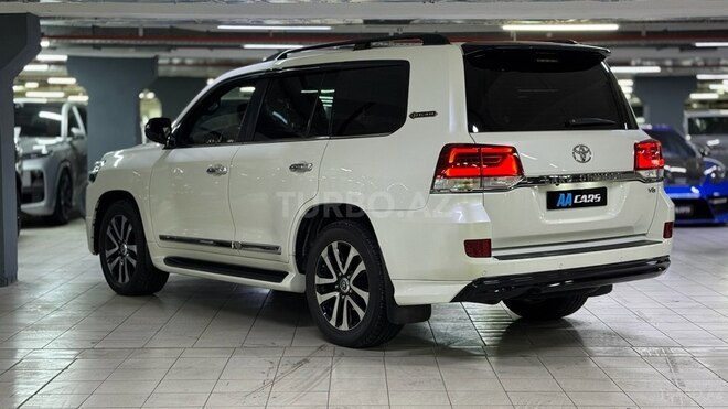 Toyota Land Cruiser 2018, 81,000 km - 4.6 l - Bakı
