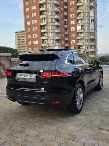 Jaguar F-Pace 2017, 104,607 km - 2.0 l - Bakı