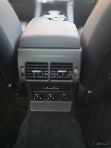 Jaguar F-Pace 2017, 104,607 km - 2.0 l - Bakı