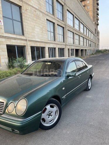 Mercedes E 220 1999, 600,000 km - 2.2 л - Bakı