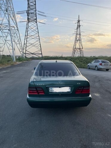 Mercedes E 220 1999, 600,000 km - 2.2 л - Bakı