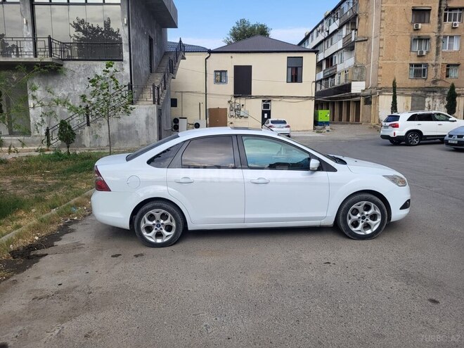 Ford Focus 2011, 195,000 km - 1.6 l - Gəncə