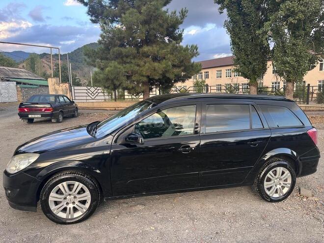 Opel Astra 2008, 360,541 km - 1.3 l - Qəbələ