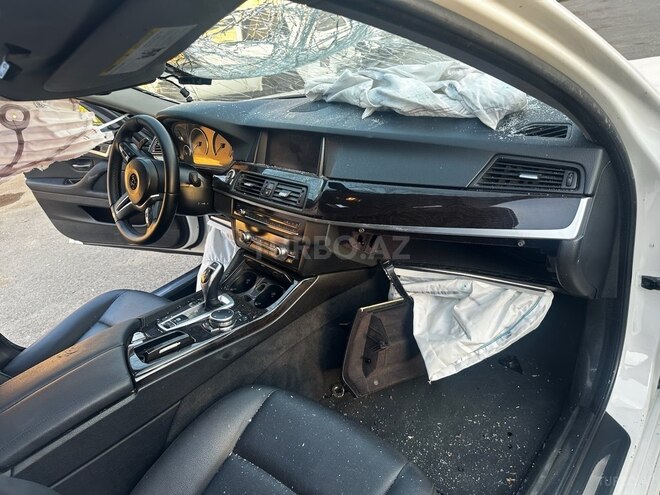 BMW 528 2015, 140,000 km - 2.0 l - Bakı