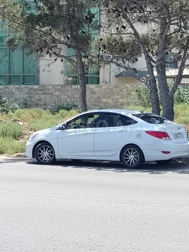 Hyundai Accent 2015, 222,089 km - 1.6 l - Bakı