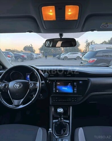 Toyota Auris 2015, 238,000 km - 1.4 l - Bakı
