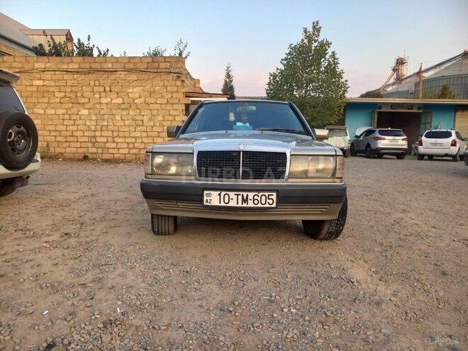 Mercedes 190 1987, 250,000 km - 2.0 л - Gəncə