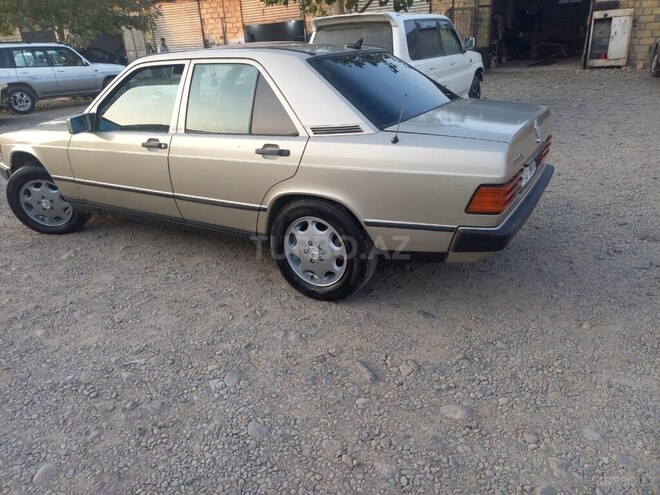 Mercedes 190 1987, 250,000 km - 2.0 л - Gəncə