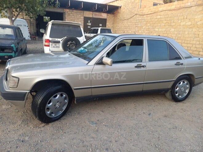 Mercedes 190 1987, 250,000 km - 2.0 л - Gəncə