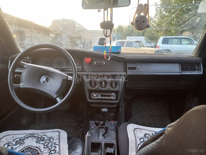 Mercedes 190 1987, 250,000 km - 2.0 л - Gəncə