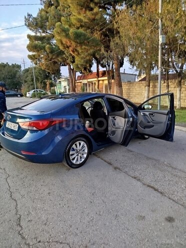 Hyundai Elantra 2014, 250,000 km - 1.8 л - Şabran