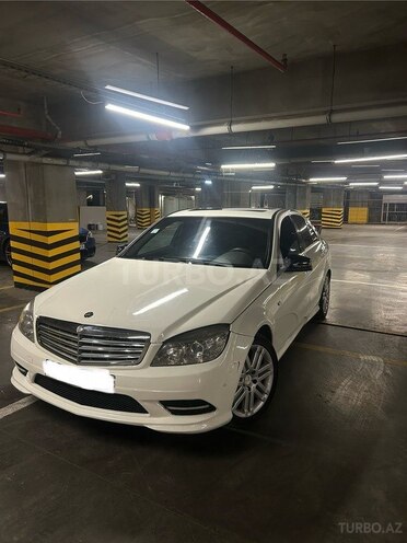 Mercedes C 300 2007, 235,000 km - 3.0 l - Bakı