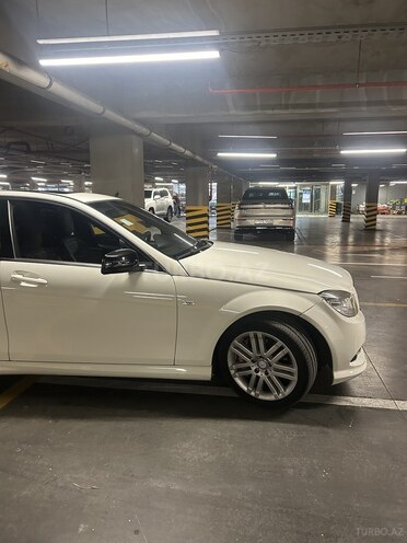 Mercedes C 300 2007, 235,000 km - 3.0 l - Bakı