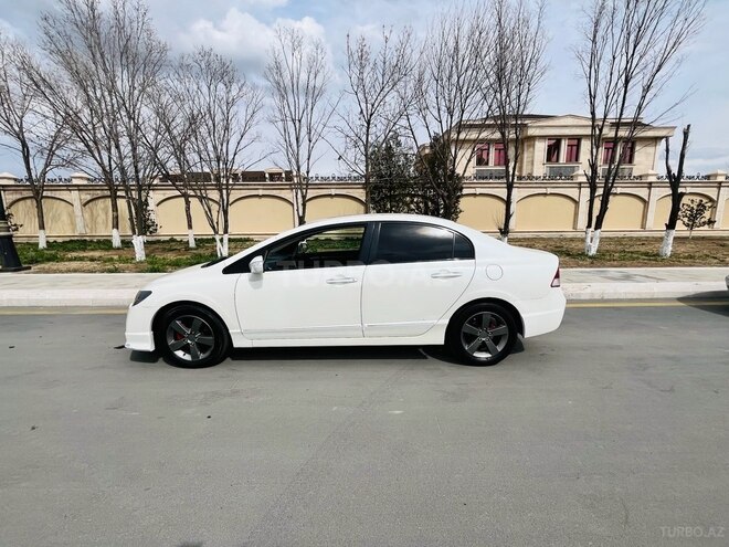 Honda Civic 2009, 197,000 km - 1.8 l - Naxçıvan