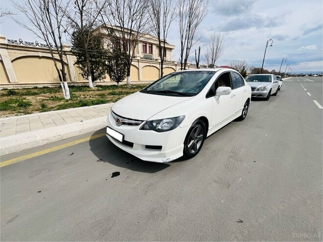 Honda Civic 2009, 197,000 km - 1.8 l - Naxçıvan