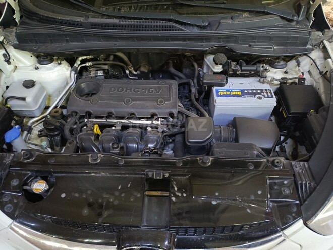 Hyundai ix35 2011, 215,000 km - 2.0 l - Quba