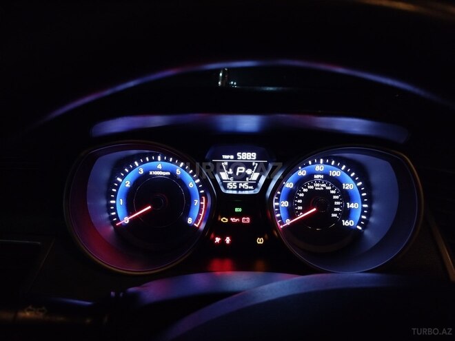 Hyundai Elantra 2014, 250,000 km - 1.8 л - Şabran