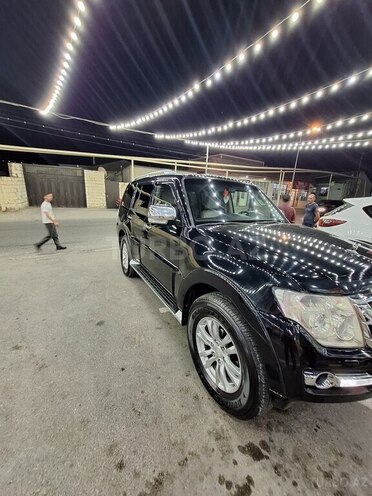 Mitsubishi Pajero 2007, 254,500 km - 3.0 l - Bakı
