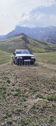 Mercedes C 230 1997, 324,271 km - 2.3 л - Quba