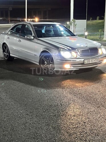 Mercedes E 270 2003, 372,000 km - 2.7 л - Bakı
