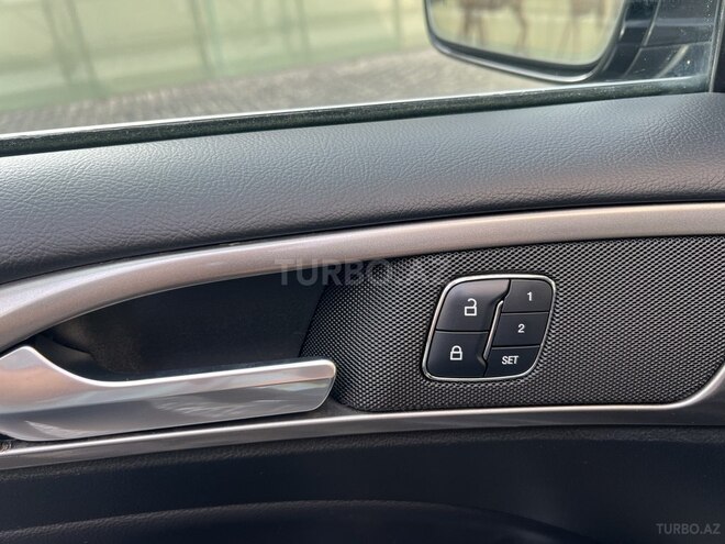 Ford Fusion (North America) 2017, 104,000 km - 2.0 l - Bakı