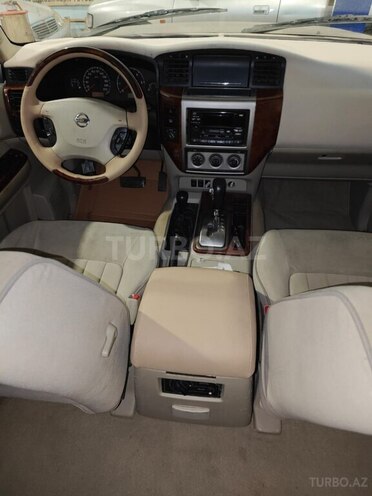 Nissan Patrol 2006, 286,362 km - 4.8 l - Bakı
