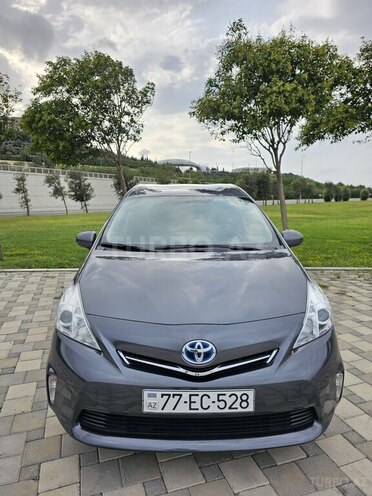 Toyota Prius V 2012, 180,000 km - 1.8 л - Bakı