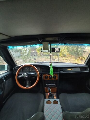 Mercedes 190 1991, 600,000 km - 2.0 l - İmişli