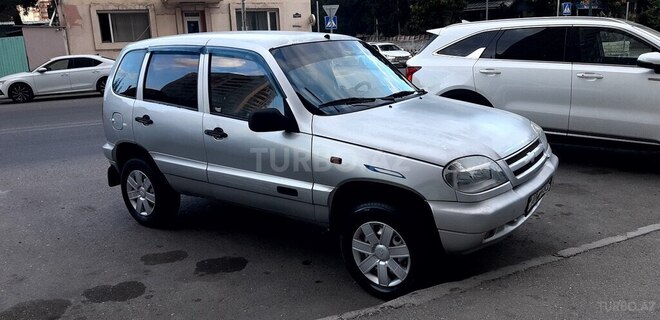 Chevrolet Niva 2004, 175,000 km - 1.7 л - Bakı