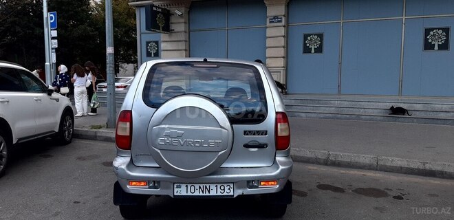 Chevrolet Niva 2004, 175,000 km - 1.7 л - Bakı