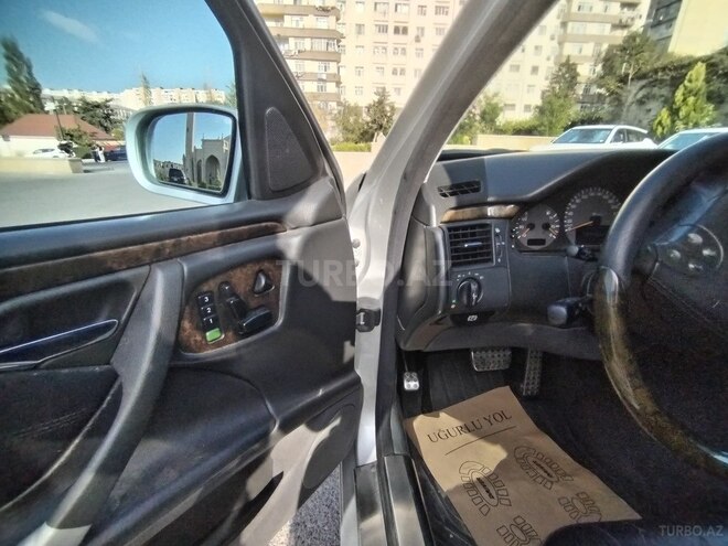 Mercedes E 240 1999, 240,000 km - 2.6 l - Bakı