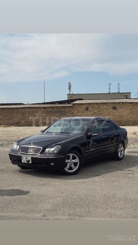 Mercedes C 240 2003, 370,870 km - 2.6 l - Sumqayıt