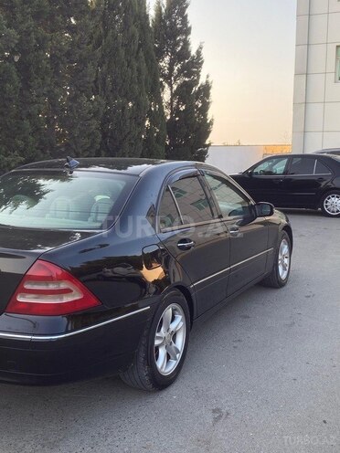 Mercedes C 240 2003, 370,870 km - 2.6 l - Sumqayıt