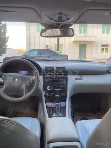 Mercedes C 240 2003, 370,870 km - 2.6 l - Sumqayıt