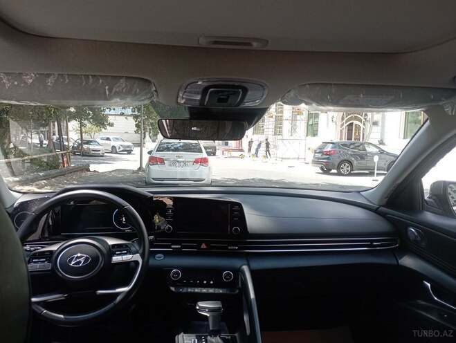 Hyundai Elantra 2023, 28,000 km - 2.0 л - Bakı